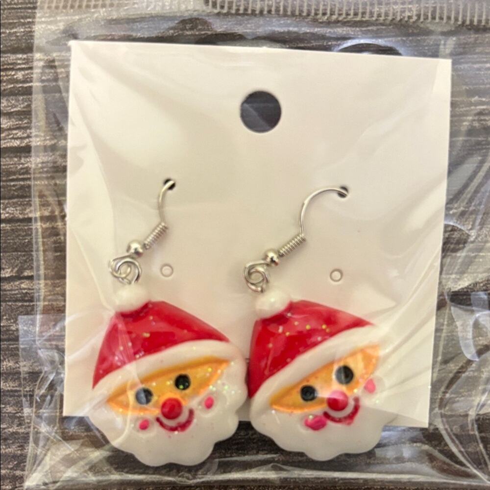 Festive Santa Earrings‎